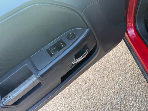 Used 2012 Dodge Challenger R/T Plus image 13