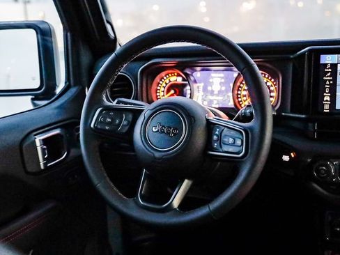 New 2026 Jeep Wrangler Unlimited Rubicon image 18