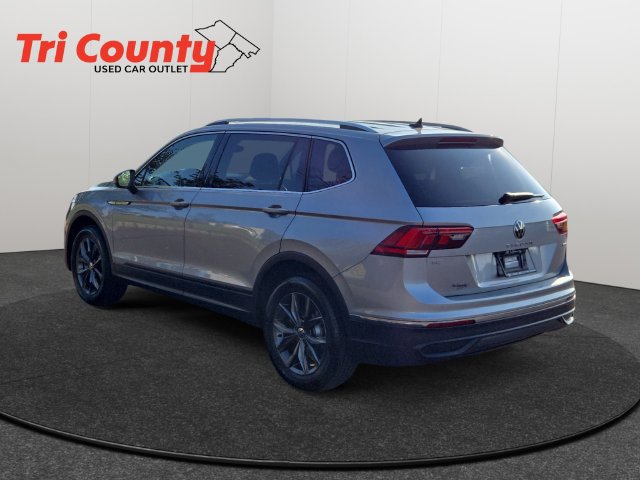 Used 2022 Volkswagen Tiguan SE AWD/4WD image 6