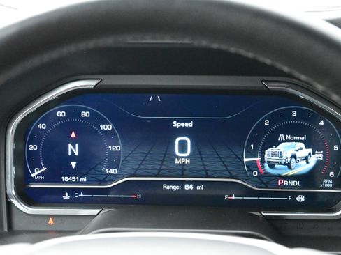 Used 2025 GMC Sierra 2500 Denali Ultimate image 25