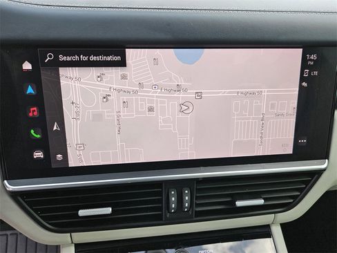 Used 2022 Porsche Cayenne image 20