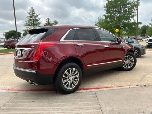 Used 2018 Cadillac XT5 Luxury w/ Driver Awareness Package image 6