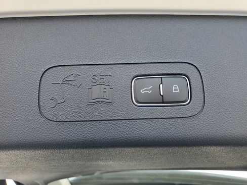 New 2026 Lincoln Aviator AWD image 30