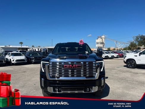 New 2026 GMC Sierra 2500 Denali w/ Denali Reserve Package image 5