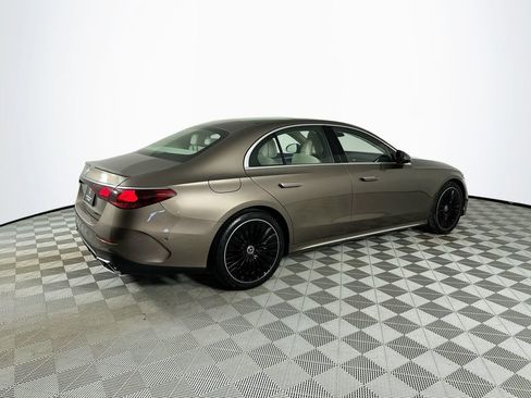 Certified 2025 Mercedes-Benz E 350 Sedan w/ MBUS Superscreen Package image 7
