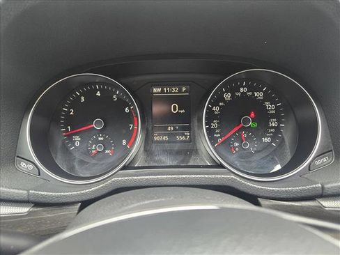 Used 2017 Volkswagen Passat 1.8T SE image 16