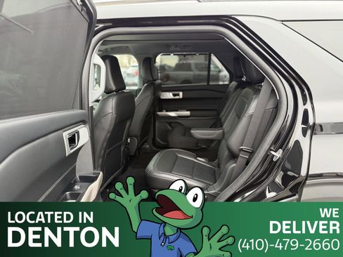 Used 2023 Ford Explorer Limited w/ Limited Technology Package image 13