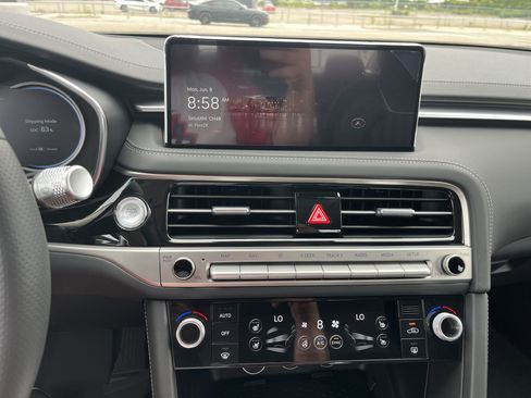 New 2026 Genesis G70 2.5T Prestige image 11