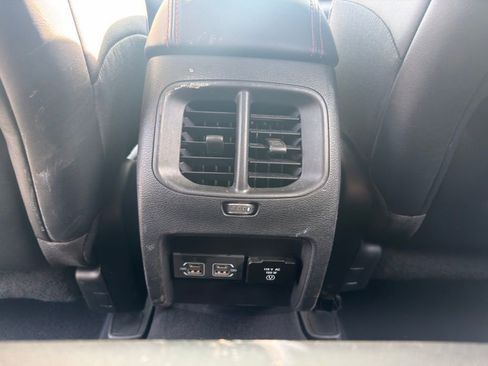 Used 2022 Jeep Cherokee Trailhawk w/ Premium Leather Package image 32