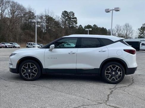 Certified 2023 Chevrolet Blazer Premier w/ Driver Confidence II Package image 6