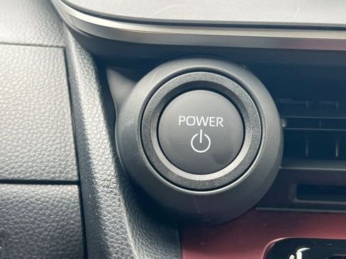 New 2026 Toyota Prius Plug-In Hybrid FWD image 25