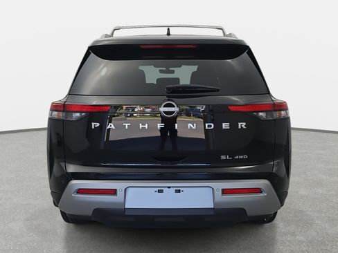 New 2025 Nissan Pathfinder SL w/ Cargo Package image 6