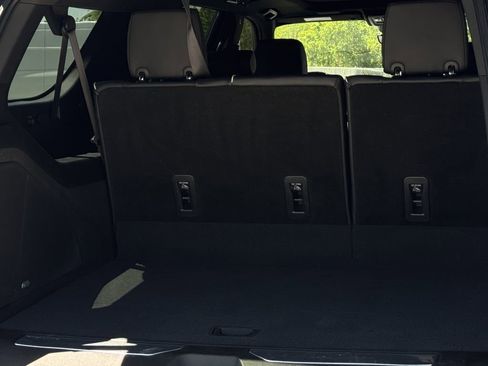 Used 2022 Cadillac Escalade ESV Sport w/ Touring Package image 32