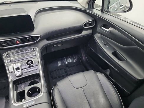 Used 2022 Hyundai Santa Fe SEL w/ Convenience + Premium Package FWD image 16