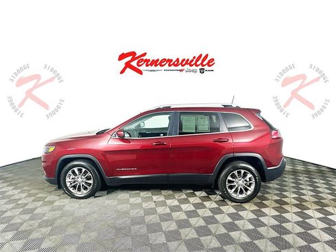 Used 2019 Jeep Cherokee Latitude Plus image 4