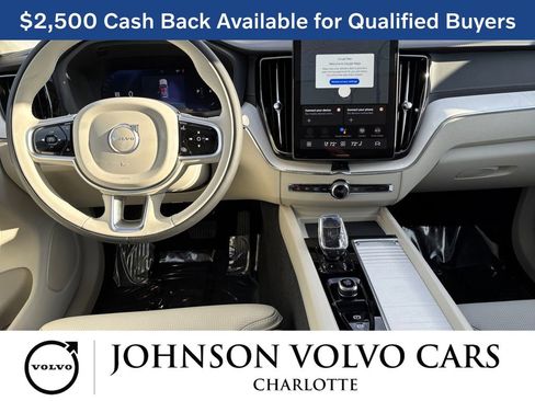New 2026 Volvo XC60 B5 Ultra w/ Protection Package Premier image 8