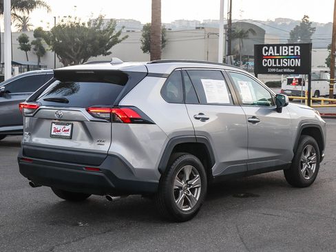 Used 2023 Toyota RAV4 XLE image 7