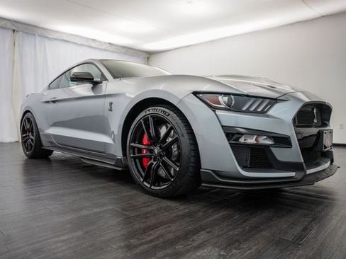 Used 2021 Ford Mustang Shelby GT500 w/ Technology Package RWD image 24
