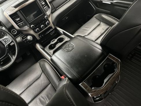 Used 2019 RAM 1500 Laramie AWD/4WD image 23