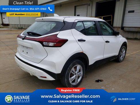 Used 2023 Nissan Kicks S FWD image 4