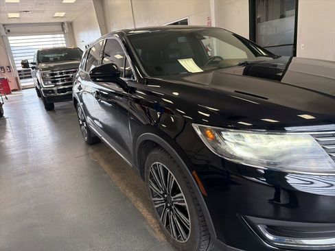 Used 2018 Lincoln MKX Black Label w/ Driver Assistance Package image 5
