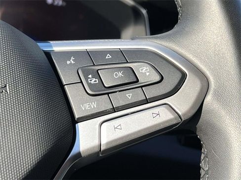 Used 2025 Volkswagen Jetta Sport image 23