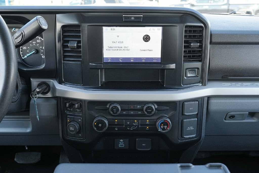 Used 2025 Ford F250 XLT AWD/4WD image 30
