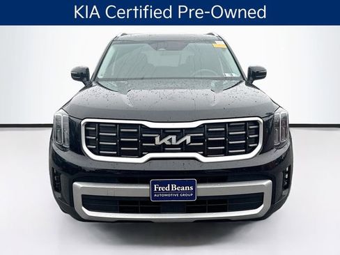 Certified 2023 Kia Telluride S w/ S Sunroof Package image 2