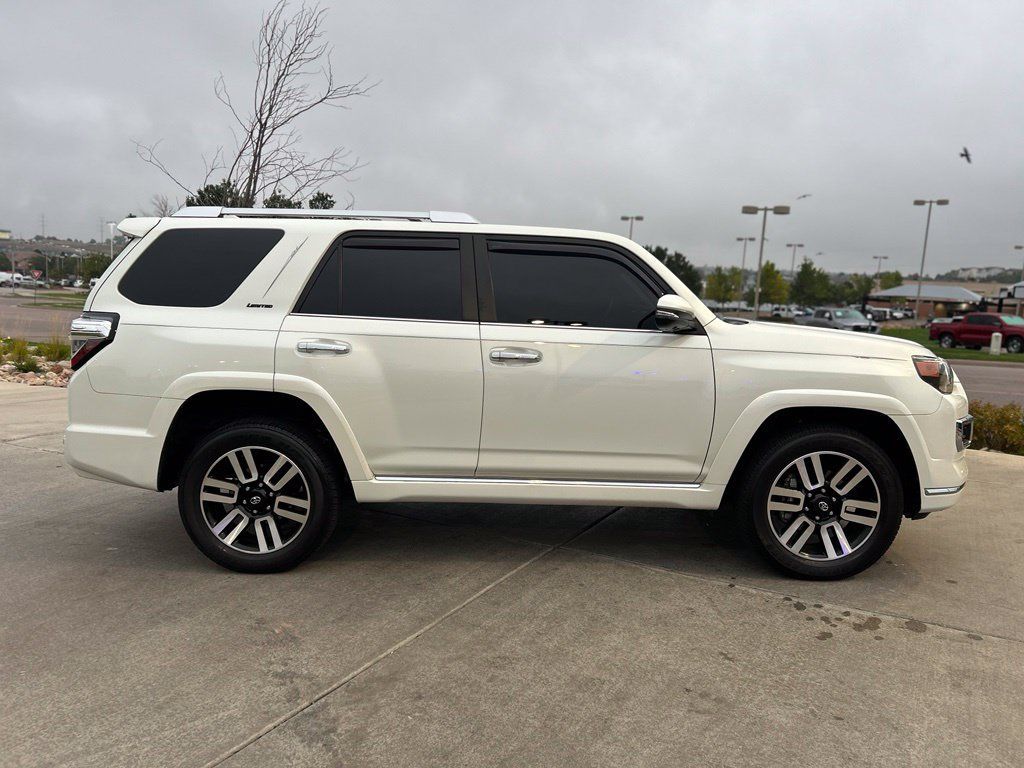 Used 2023 Toyota 4Runner Limited AWD/4WD image 9