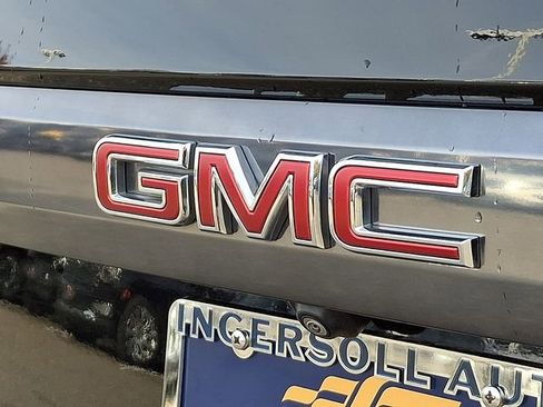 Used 2023 GMC Yukon AT4 image 33
