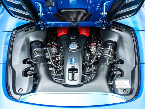 Used 2017 Ferrari 488 Spider RWD image 12