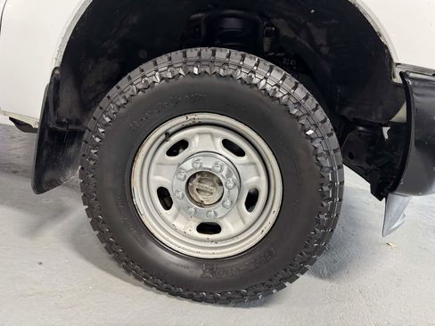 Used 2011 Ford F350 XL w/ PWR Equipment Group image 2