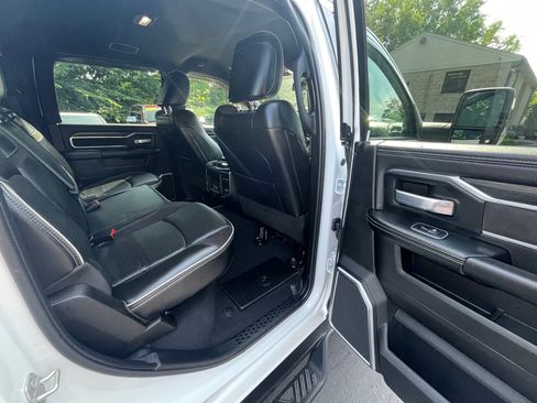 Used 2024 RAM 2500 Laramie w/ Sport Appearance Package image 8