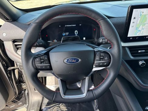 Used 2025 Ford Explorer ST-Line image 14