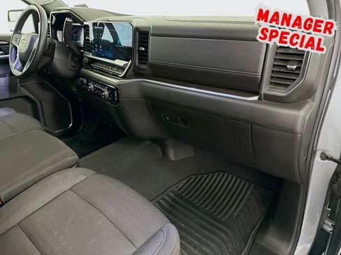 Used 2025 Chevrolet Silverado 1500 LT AWD/4WD image 28