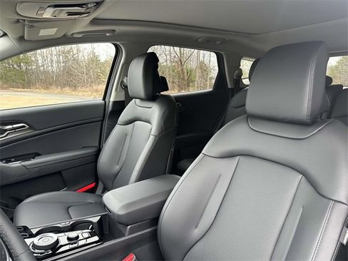 New 2025 Kia Sportage EX w/ EX Premium Package image 5