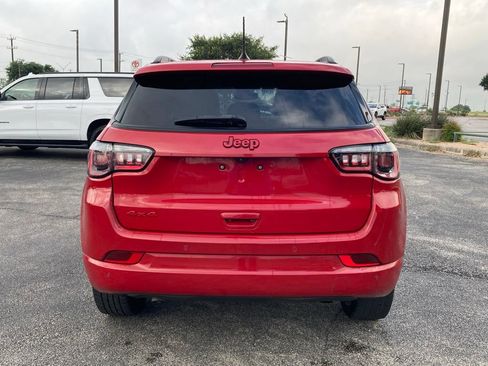 Used 2023 Jeep Compass Limited AWD/4WD image 6