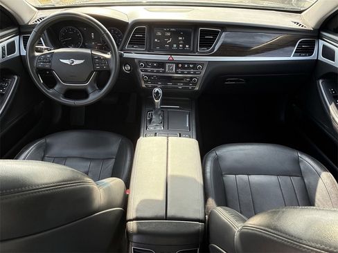 Used 2017 Genesis G80 3.8 w/ Option Group 02 image 15