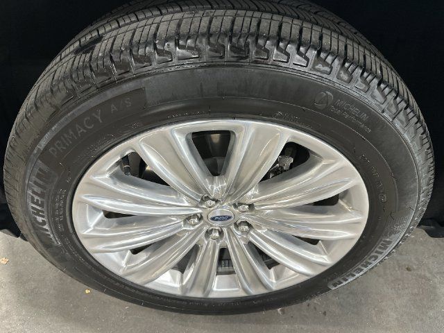 Used 2024 Ford Explorer Limited w/ Limited Technology Package AWD/4WD image 23
