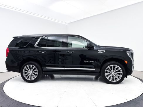 Used 2023 GMC Yukon Denali w/ Denali Reserve Package image 42