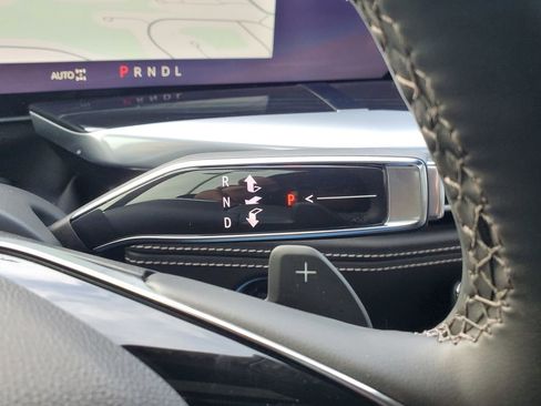 Certified 2025 Cadillac Escalade Sport image 29