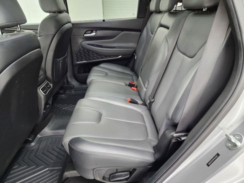 Used 2023 Hyundai Santa Fe SEL w/ Premium Package image 9