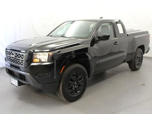 Used 2023 Nissan Frontier SV w/ Technology Package RWD image 6