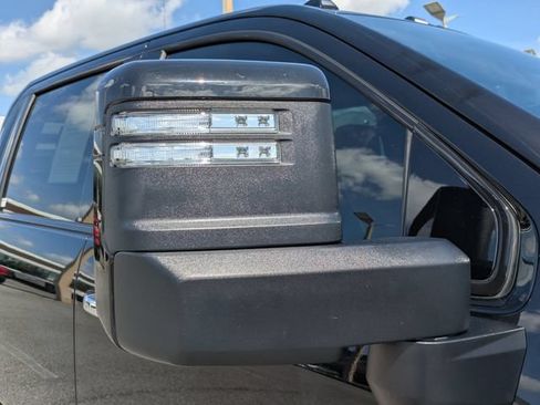 Used 2026 GMC Sierra 2500 Denali Ultimate AWD/4WD image 12