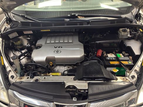 Used 2008 Toyota Sienna XLE Limited image 30