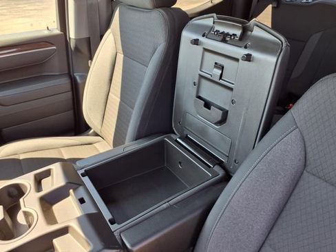 Used 2025 Chevrolet Silverado 1500 LT image 51