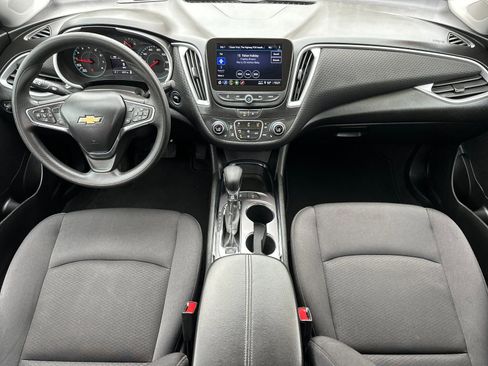 Used 2024 Chevrolet Malibu LT image 15