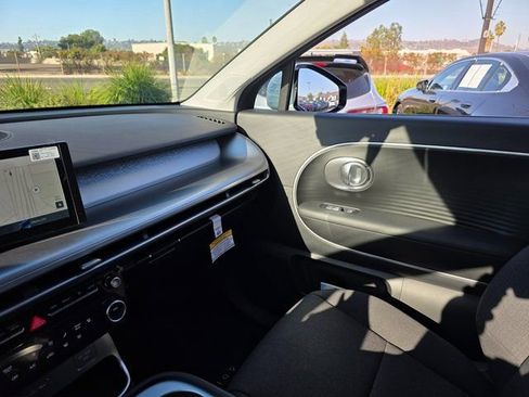 New 2026 Hyundai Ioniq 9 SE image 35
