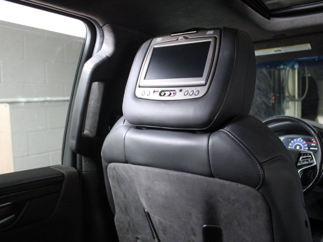 Used 2019 Cadillac Escalade Platinum AWD/4WD image 20
