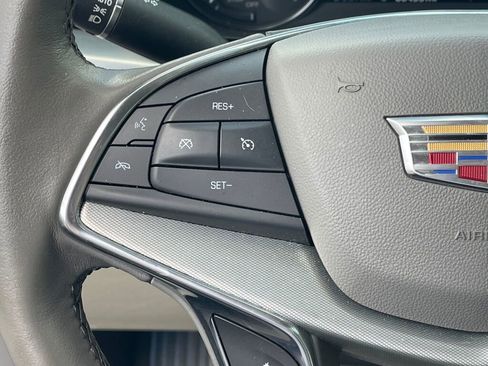 Used 2021 Cadillac XT5 Premium Luxury AWD/4WD image 18